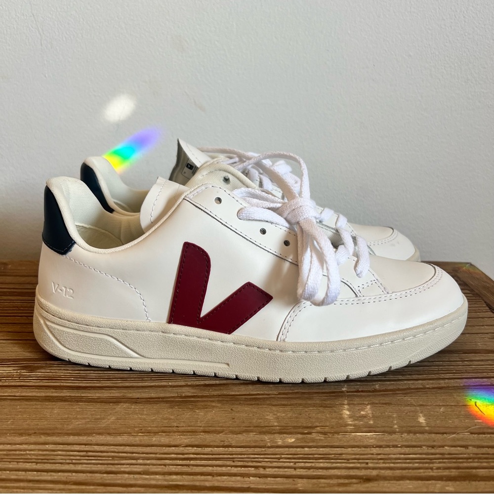 Veja V-12 Low Top Sneaker